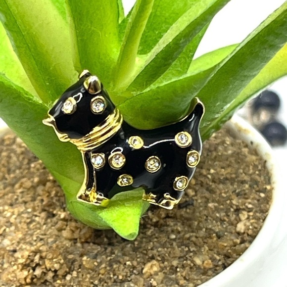 Miniature Scottish Terrier Pin Brooch Dog Rhinestone Black Enamel Cute Tiny Dog - Picture 4 of 10
